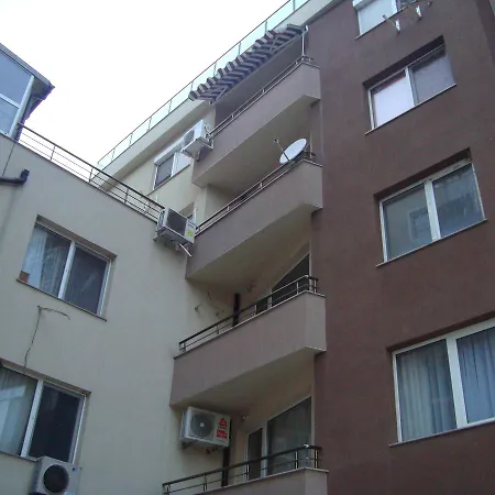 Lili50 Appartamento Plovdiv